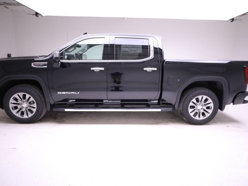 New 2026 GMC Sierra 1500 Denali w/ Technology Package image 2