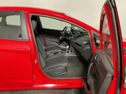 Used 2015 Ford Fiesta SE FWD image 33