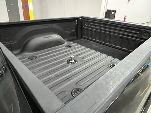 Used 2017 RAM 2500 Laramie w/ Off Road Package image 10