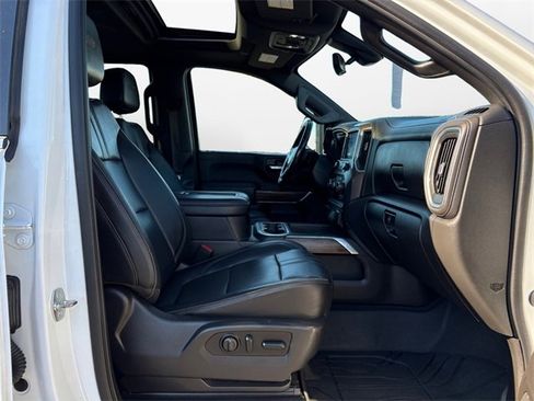 Used 2022 Chevrolet Silverado 3500 High Country image 15