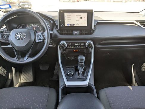 Used 2025 Toyota RAV4 XLE image 25