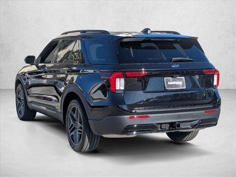New 2026 Ford Explorer ST-Line image 9