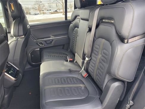 Used 2024 Rivian R1S Adventure image 28