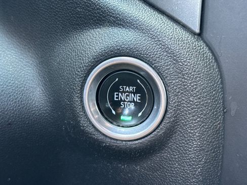 Used 2020 Chevrolet Silverado 1500 RST image 32