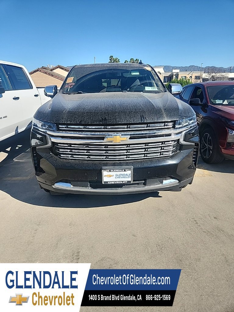 Used 2023 Chevrolet Suburban Premier RWD image 1