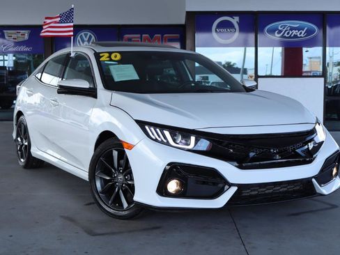 Used 2020 Honda Civic EX image 2