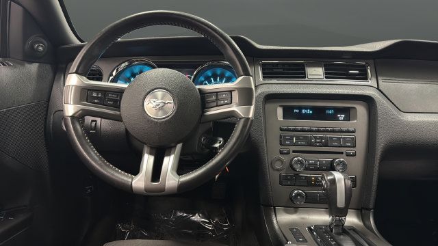 Used 2013 Ford Mustang Coupe w/ V6 Performance Pkg RWD image 11