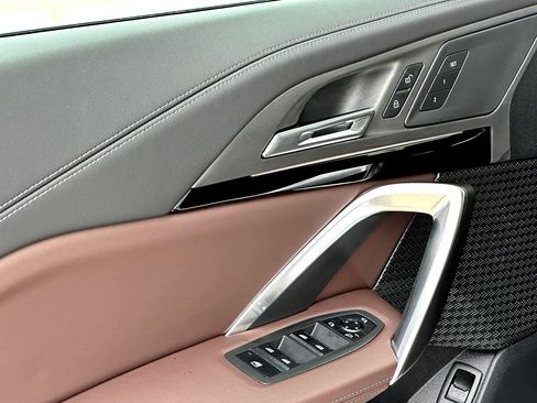 Certified 2025 BMW X1 xDrive28i image 11