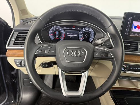Used 2023 Audi Q5 2.0T Premium Plus w/ Premium Plus Package AWD/4WD image 23