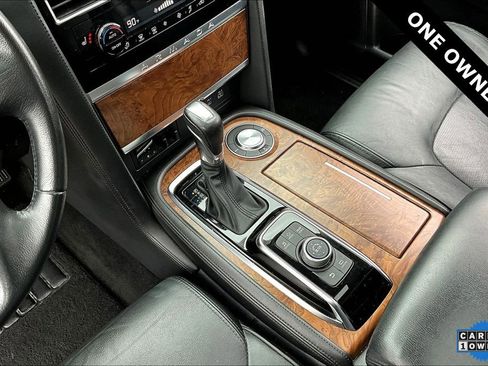 Used 2022 Nissan Armada SL w/ Captain's Chairs Package image 17