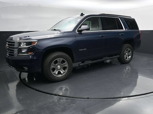 Used 2018 Chevrolet Tahoe LT w/ Luxury Package AWD/4WD image 4