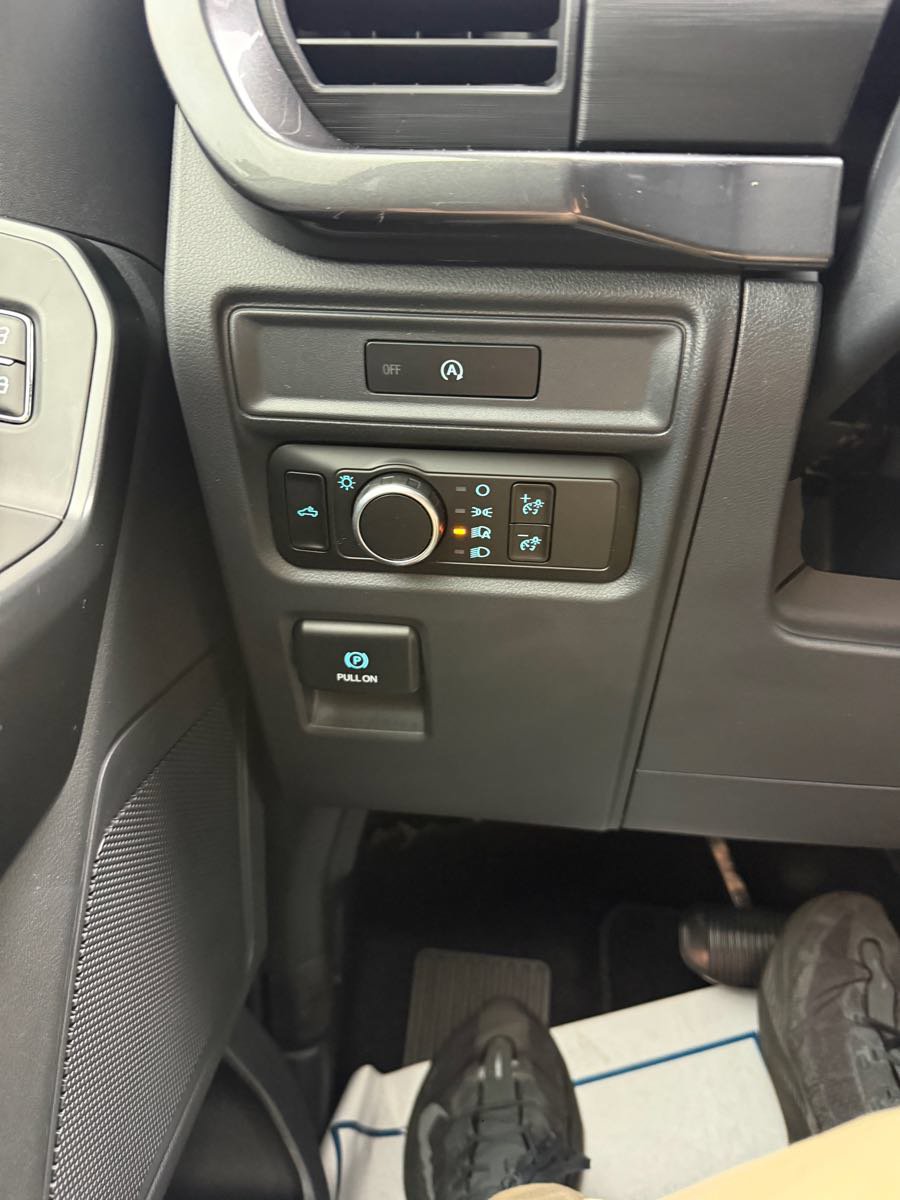 Used 2025 Ford F150 STX AWD/4WD image 23