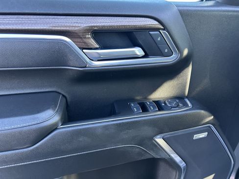 Used 2025 Chevrolet Silverado 1500 LT Trail Boss w/ Convenience Package II image 21