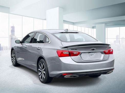 Used 2023 Chevrolet Malibu RS FWD image 3