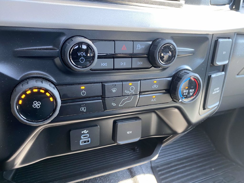 Used 2026 Ford F350 XL w/ XL Chrome Package RWD image 22