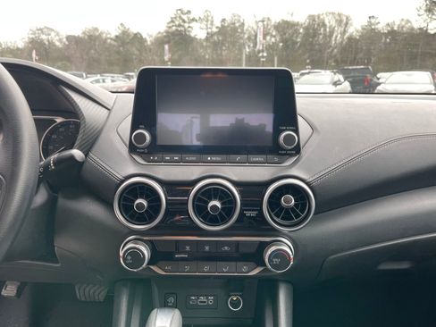 Used 2024 Nissan Sentra SV image 17