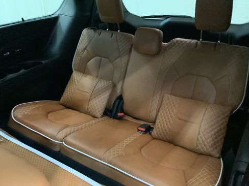 New 2026 Chrysler Pacifica Pinnacle w/ Trailer Tow Group image 27