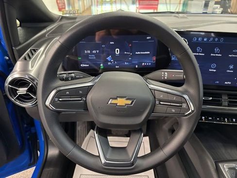 New 2026 Chevrolet Equinox EV LT FWD image 12