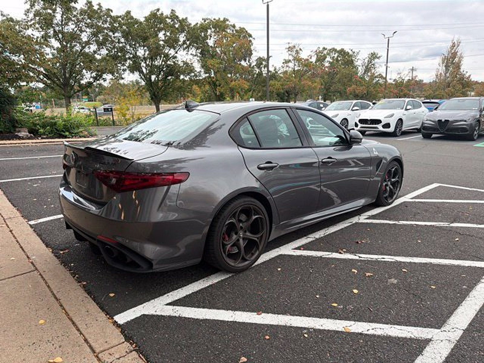 Used 2020 Alfa Romeo Giulia Quadrifoglio RWD image 4