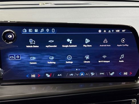 New 2026 Chevrolet Traverse LT image 15