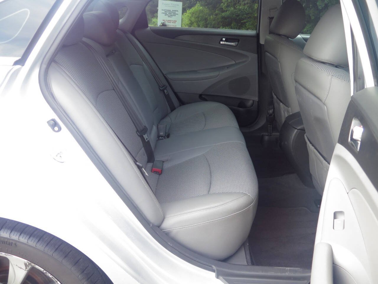 Used 2011 Hyundai Sonata SE FWD image 9