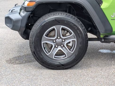 Used 2020 Jeep Wrangler Sport AWD/4WD image 11