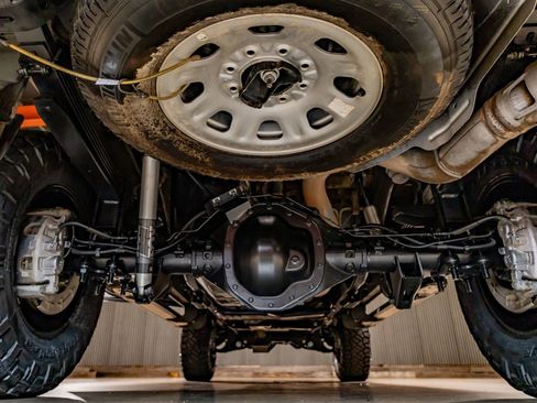 Used 2022 Chevrolet Silverado 2500 LTZ w/ LTZ Plus Package image 15