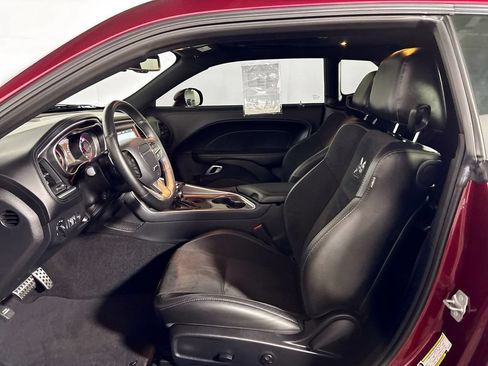 Used 2021 Dodge Challenger R/T Scat Pack RWD image 11