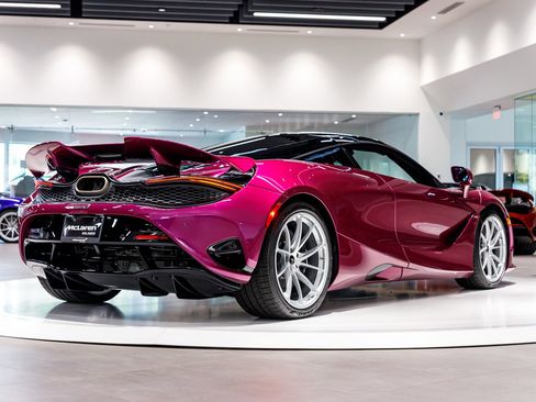 New 2027 McLaren 750S RWD image 20
