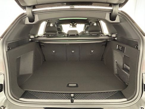 Used 2025 BMW X3 xDrive30i w/ Convenience Package image 12