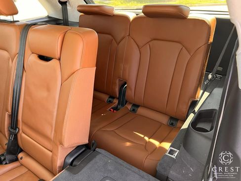 Used 2019 Audi Q7 3.0T Prestige AWD/4WD image 29