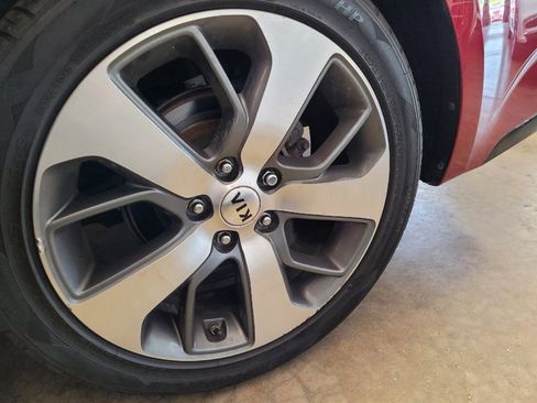 Used 2019 Kia Optima S w/ S Panoramic Sunroof Package image 31