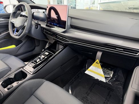 New 2026 Volkswagen Golf AWD/4WD image 10