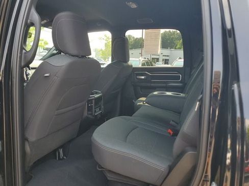 Certified 2025 RAM 2500 Big Horn AWD/4WD image 16