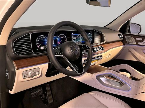 New 2026 Mercedes-Benz GLE 450 4MATIC image 9