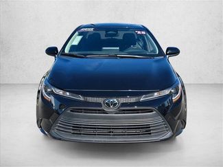 Used 2025 Toyota Corolla LE video 2