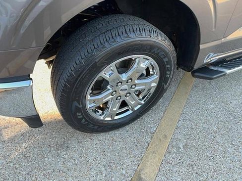 Used 2022 Ford F150 XLT w/ Equipment Group 301A Mid image 5