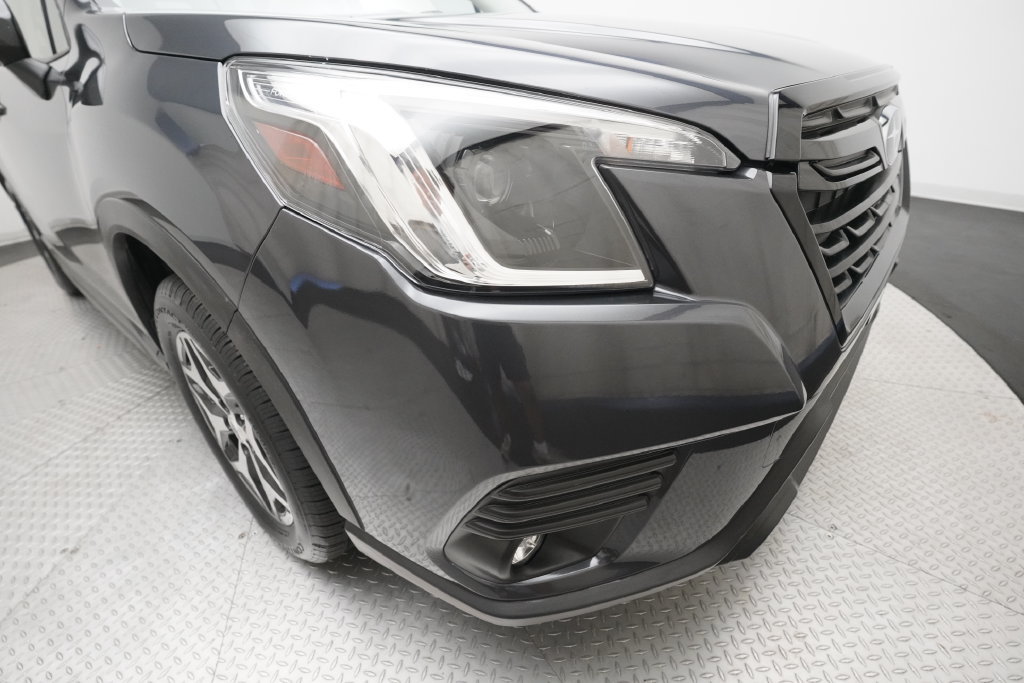 Certified 2024 Subaru Forester Premium AWD/4WD image 24