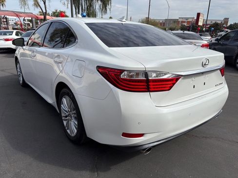 Used 2013 Lexus ES 350 Base 4dr Sedan w/ Premium Pkg image 5