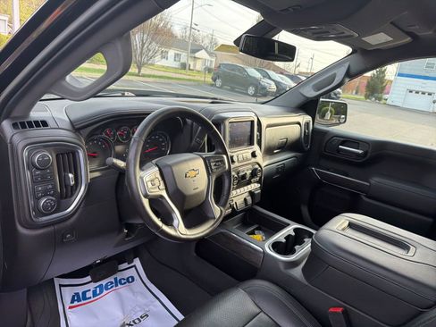 Used 2020 Chevrolet Silverado 1500 LTZ w/ LTZ Plus Package image 10