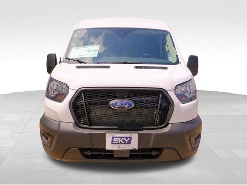 New 2025 Ford Transit 250 148 Medium Roof image 13