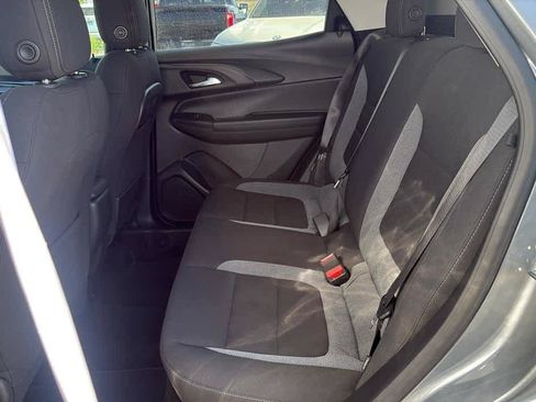 Used 2025 Chevrolet TrailBlazer LT AWD/4WD image 19