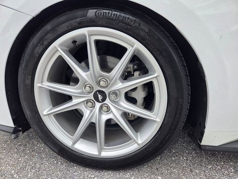 Used 2024 Ford Mustang Coupe RWD image 10