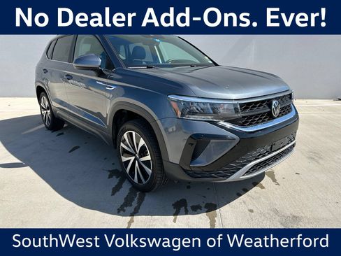 Used 2023 Volkswagen Taos SE FWD image 1