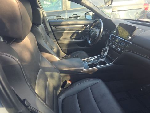Used 2021 Honda Accord Sport image 14