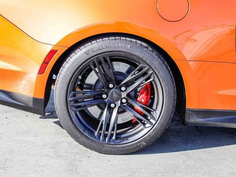 Used 2022 Chevrolet Camaro ZL1 image 12