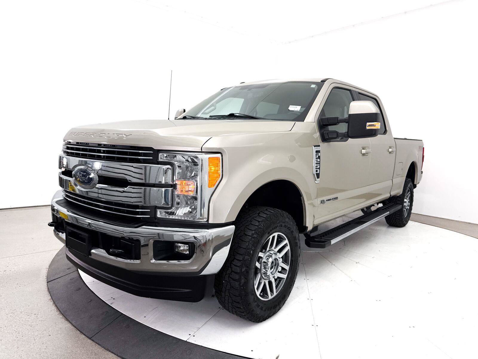 Used 2017 Ford F250 Lariat w/ Lariat Value Package AWD/4WD image 12