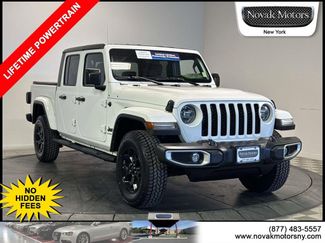 Used 2022 Jeep Gladiator Sport video 1