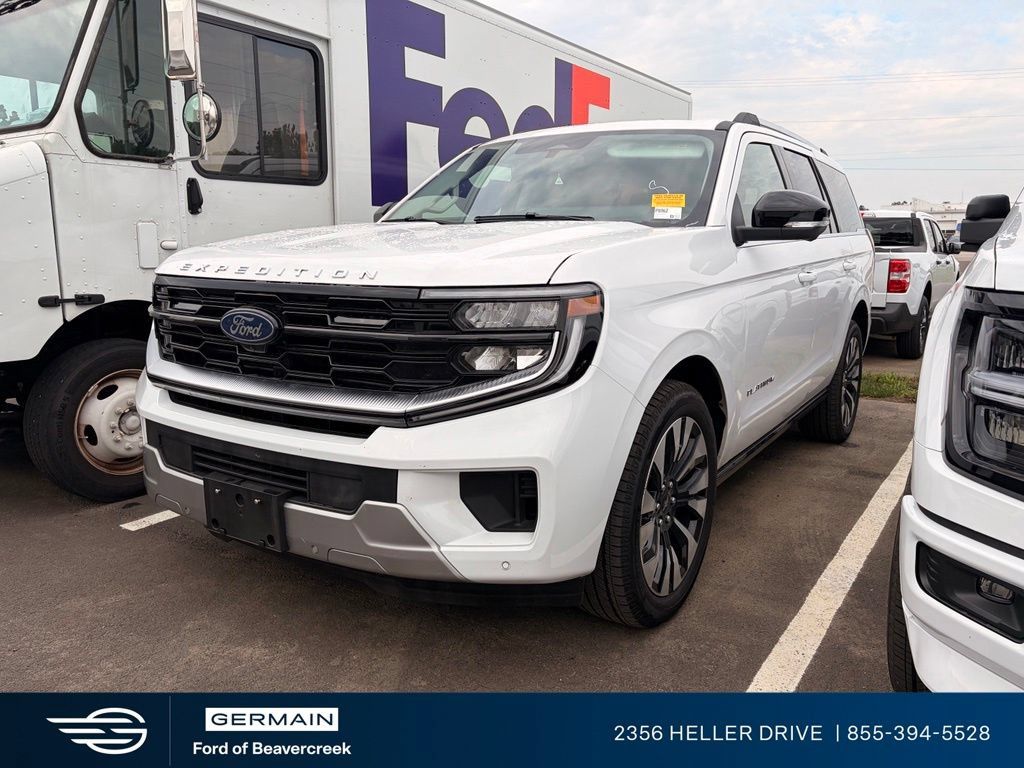 Used 2026 Ford Expedition Platinum w/ Driver's Package AWD/4WD image 1