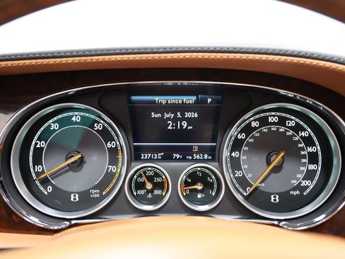 Used 2014 Bentley Flying Spur W12 AWD/4WD image 28